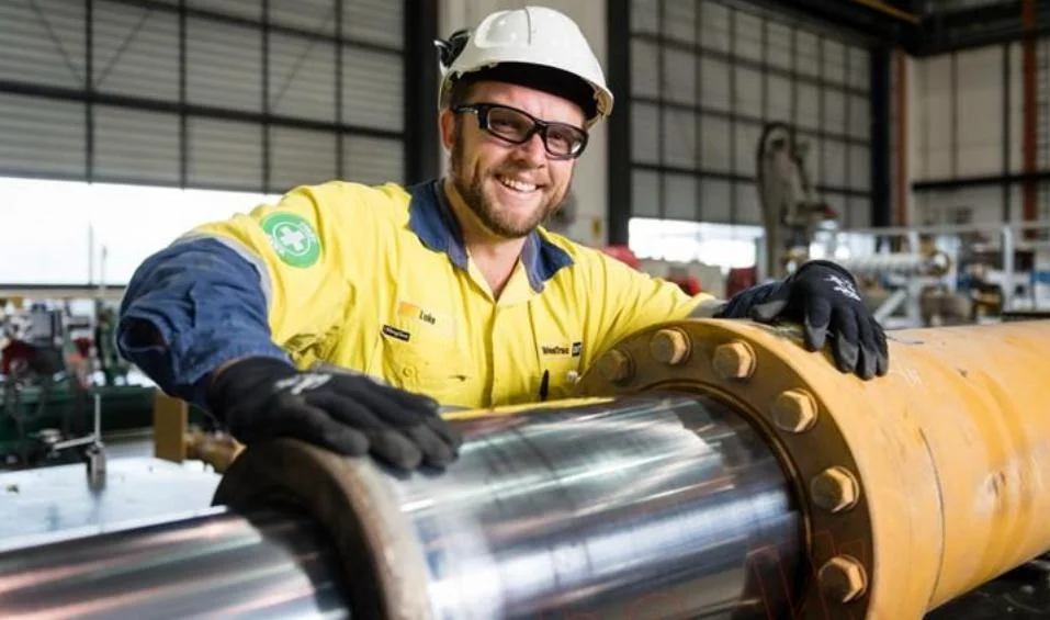 Transforming Manufacturing with Smart Industry Robot Arms